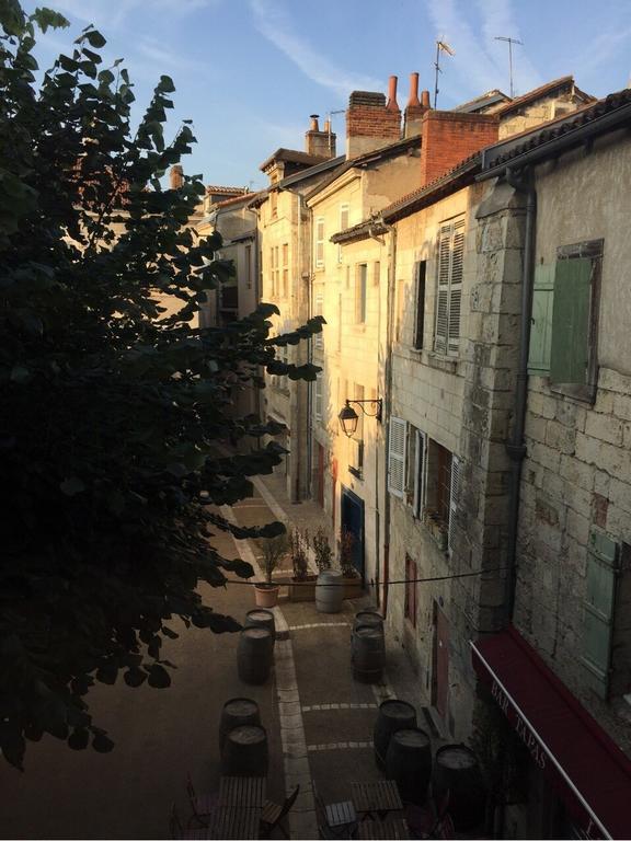 Studios Du Marche Au Bois Périgueux Buitenkant foto